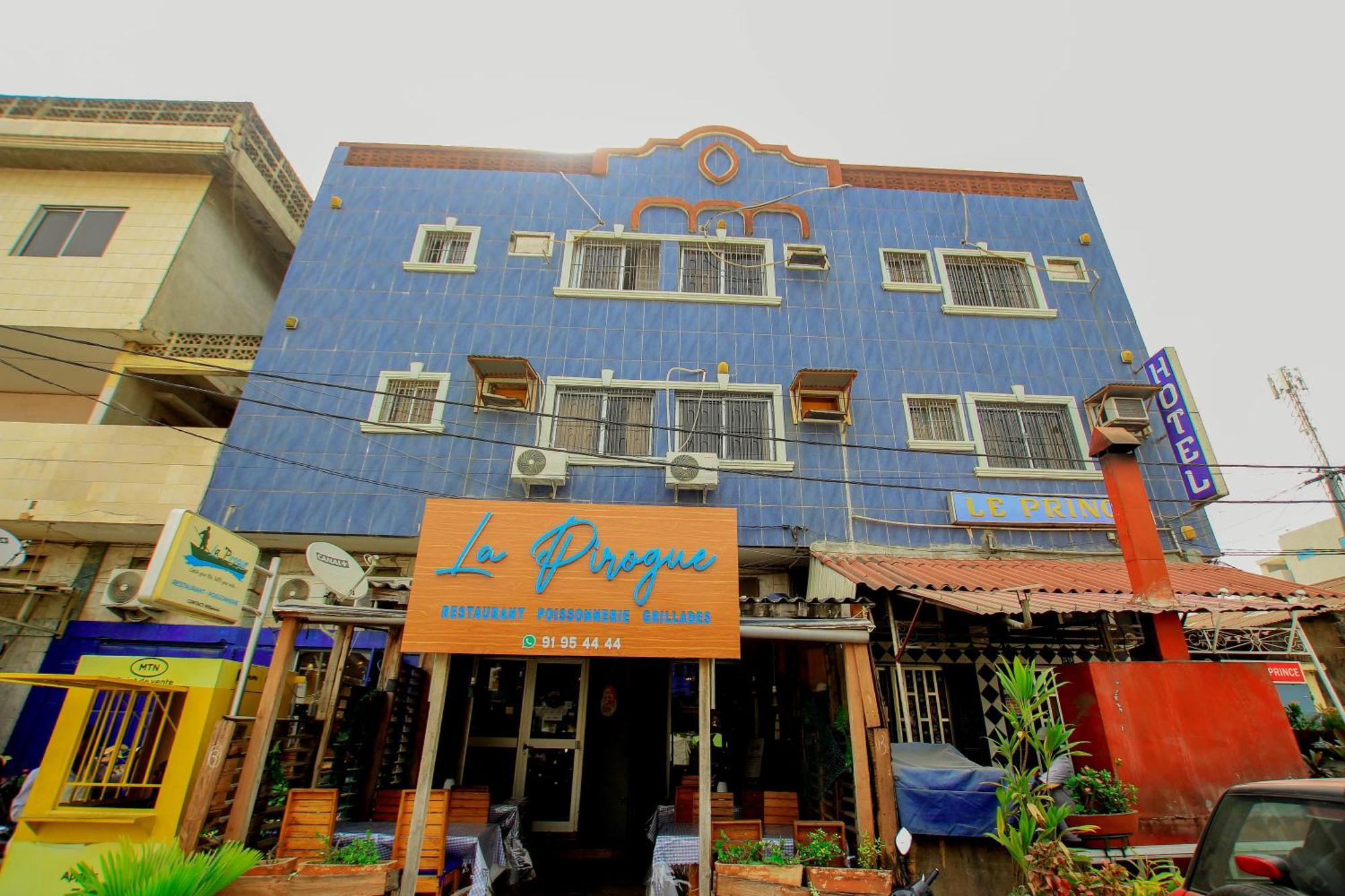 Hotel Le Prince Cotonou Exterior foto
